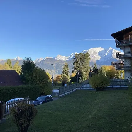 La Marmotte: Vue Mont Blanc, Terrasse, Parking Combloux
