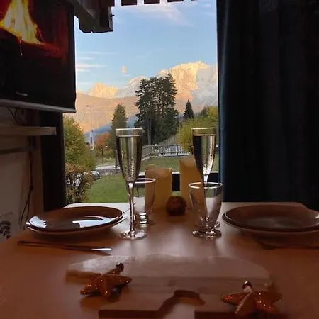 La Marmotte: Vue Mont Blanc, Terrasse, Parking Apartment Combloux